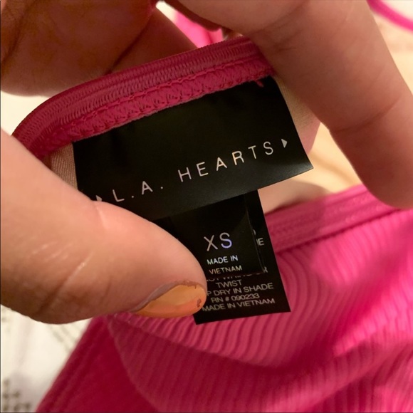 Hot pink bikini - Picture 5 of 5